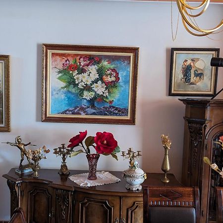 Venus - Cozy Apt With Terrace Vlore Bagian luar foto