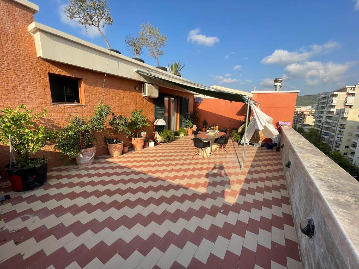 Venus - Cozy Apt With Terrace Vlore Bagian luar foto