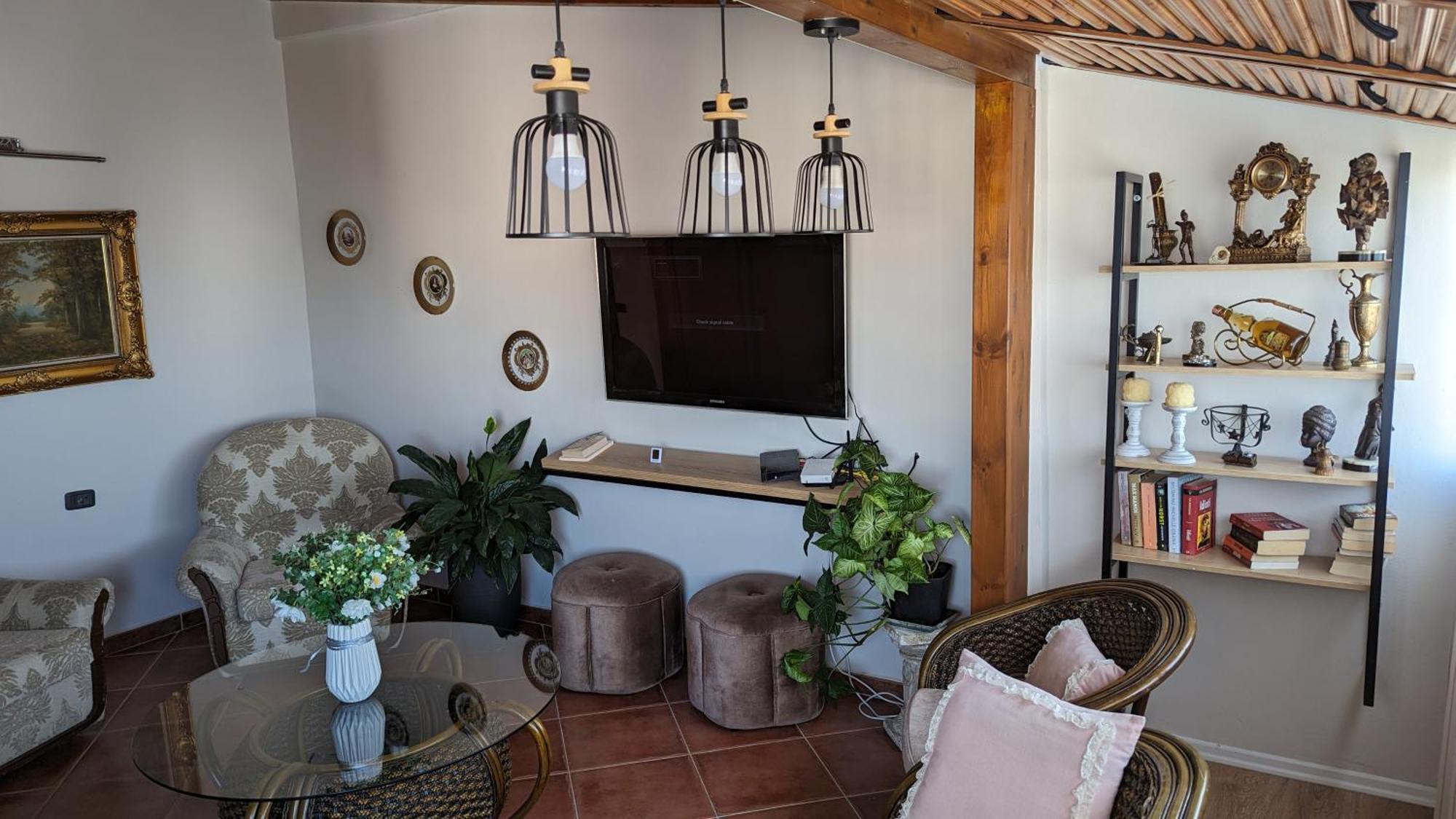 Venus - Cozy Apt With Terrace Vlore Bagian luar foto