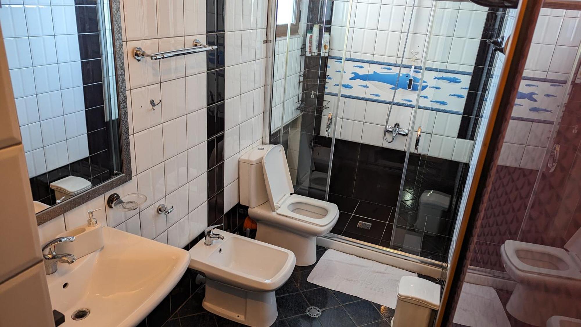 Venus - Cozy Apt With Terrace Vlore Bagian luar foto